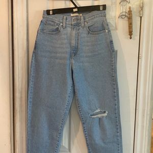 Levi’s high waisted taper